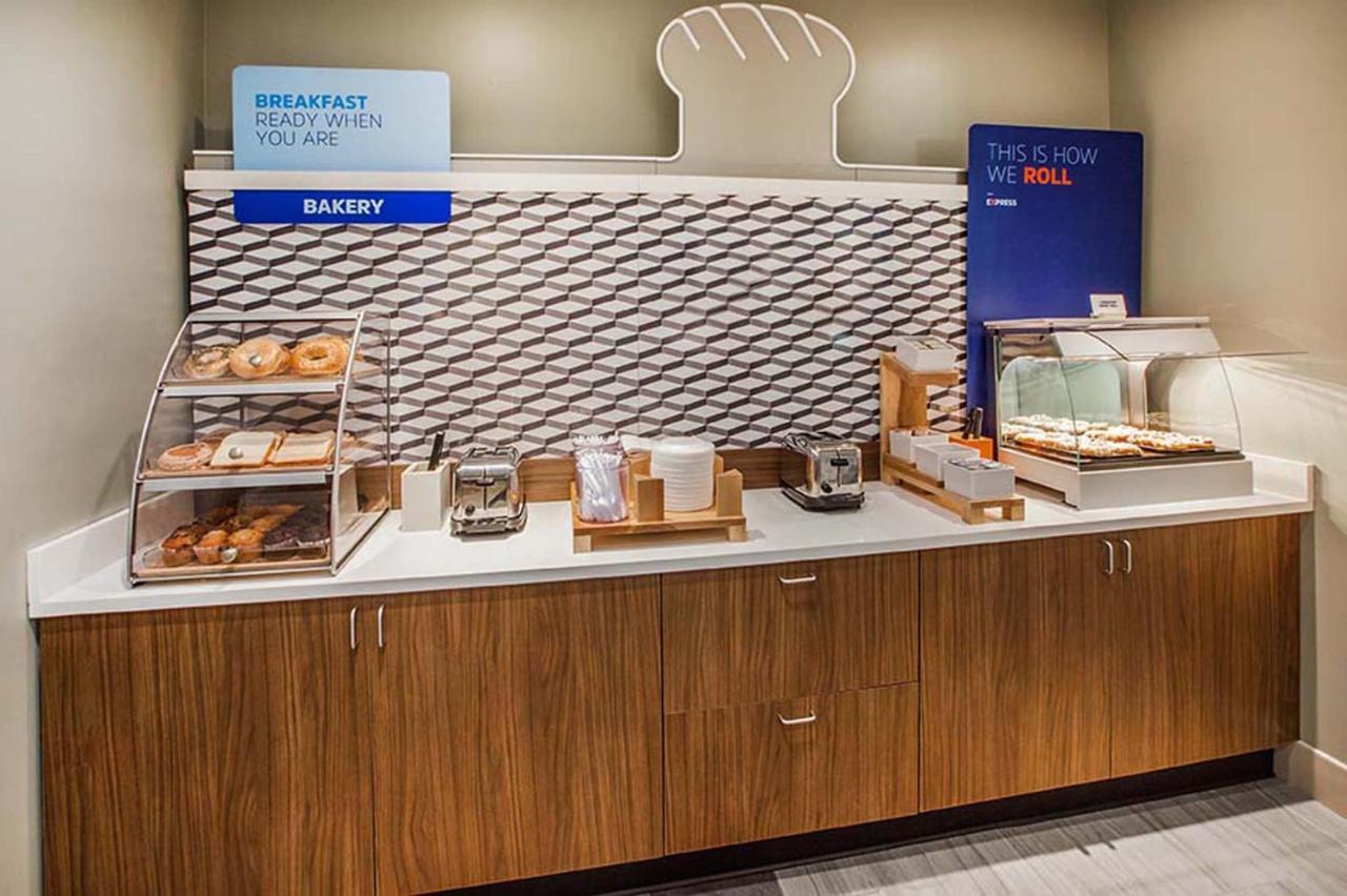 Holiday Inn Express Independence - Kansas City By Ihg Екстер'єр фото